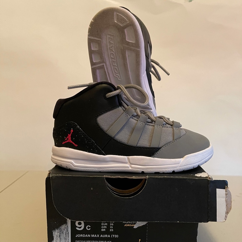 Kids shoes